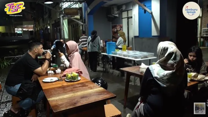 angkringan Dimas Seto © YouTube