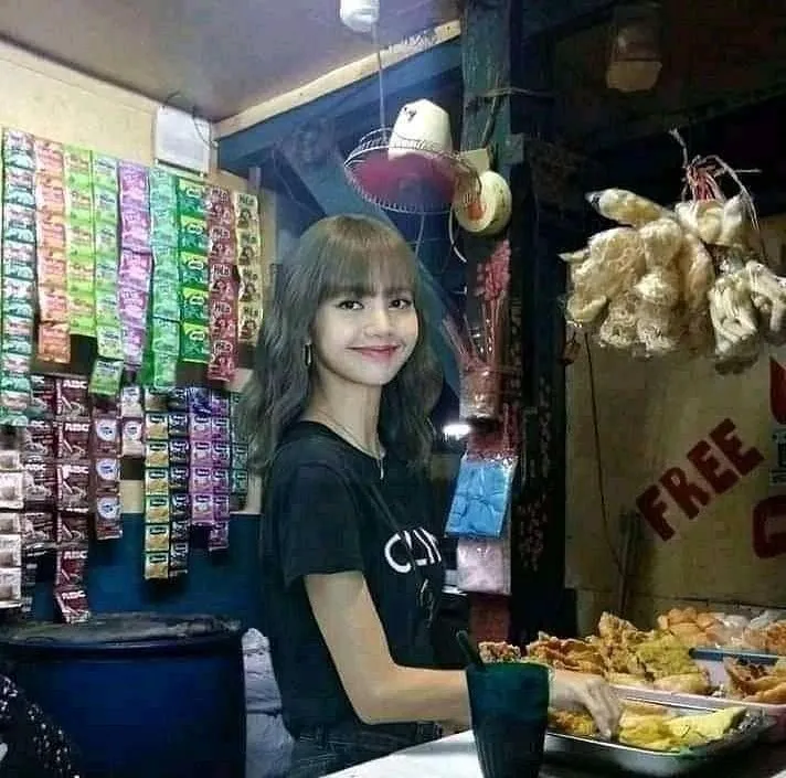 blackpink jadi pedagang kaki lima © 2021 berbagai sumber blackpink jadi pedagang kaki lima © 2021 berbagai sumber