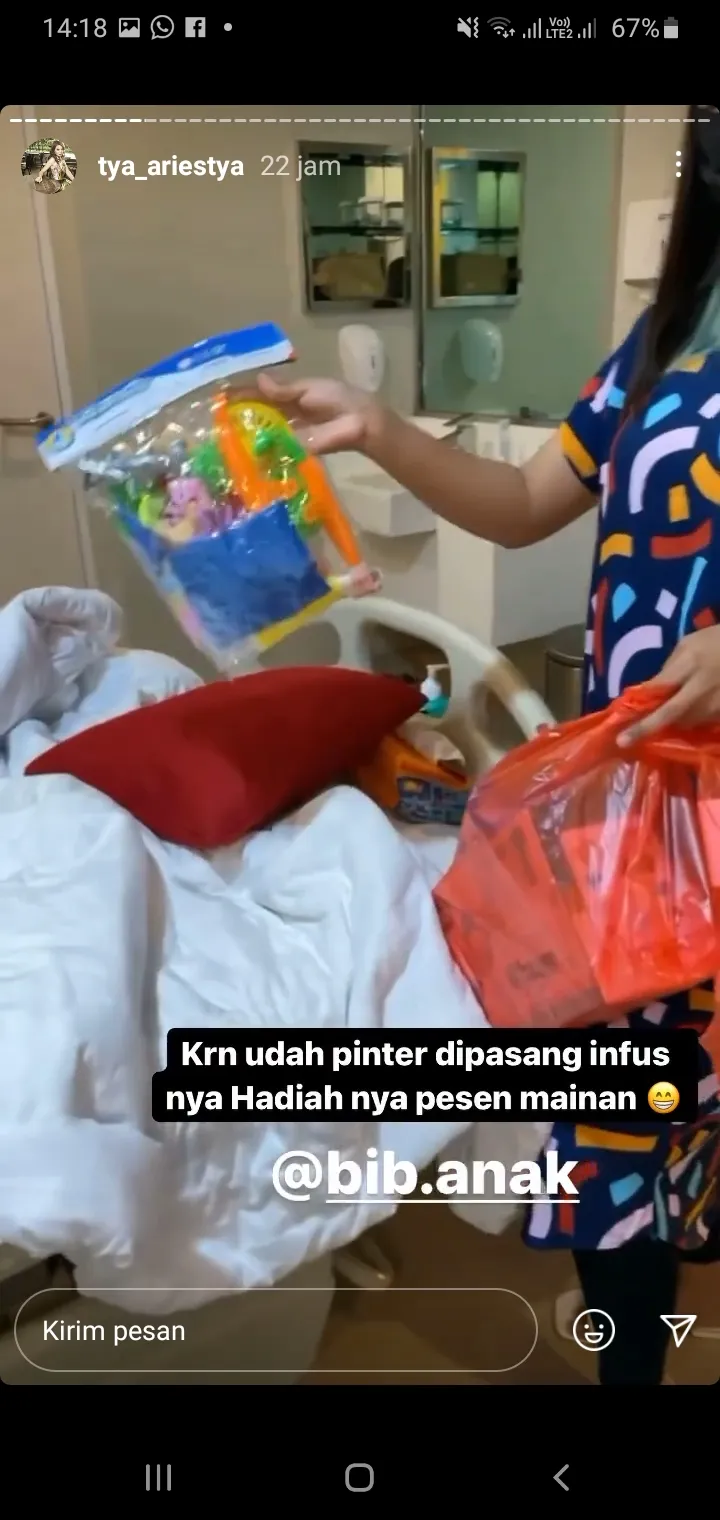 Momen Tya Ariestya dan anaknya © Instagram/@tya_ariestya