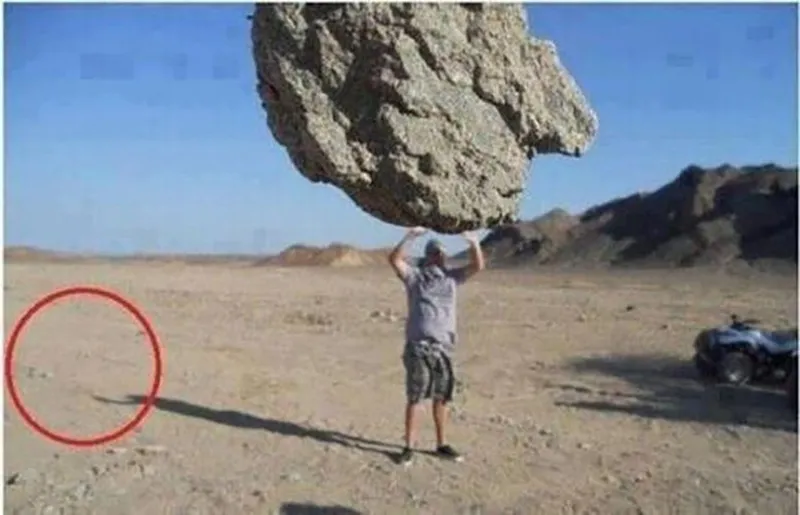 bayangan absurd © 2021 berbagai sumber bayangan absurd © 2021 berbagai sumber