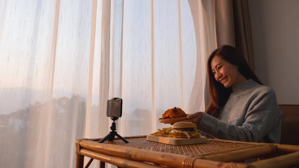 5 Tips nge-vlog pakai smartphone, mudah dan hasilnya kece