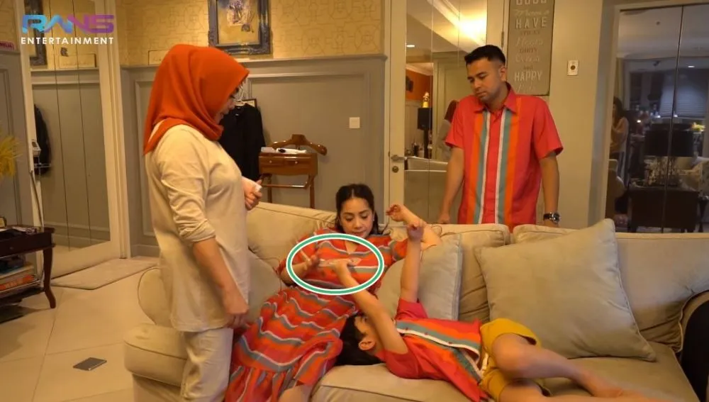 Lebaran keluarga Nagita © YouTube Lebaran keluarga Nagita © YouTube