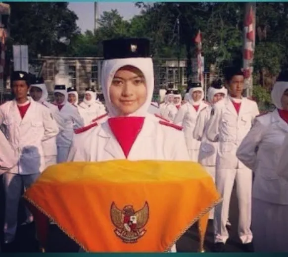 Puteri Indonesia zaman sekolah © Instagram Puteri Indonesia zaman sekolah © Instagram