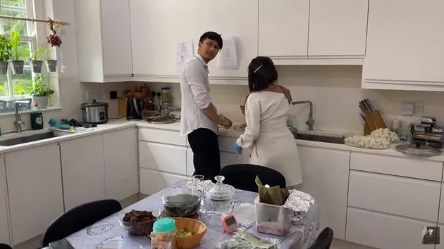 armand maulana lebaran di Inggris YouTube