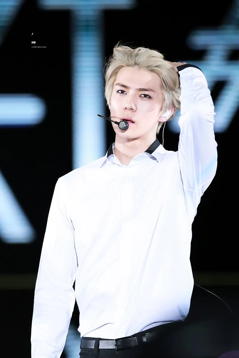 model rambut Sehun EXO © Instagram/@oohsehun