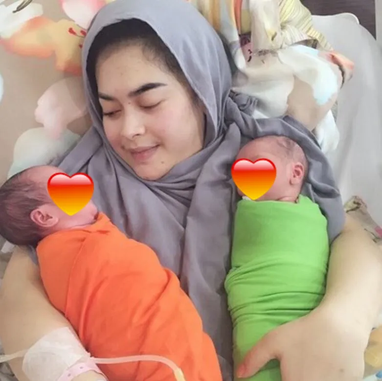 seleb usai melahirkan bayi kembar © 2021 brilio.net