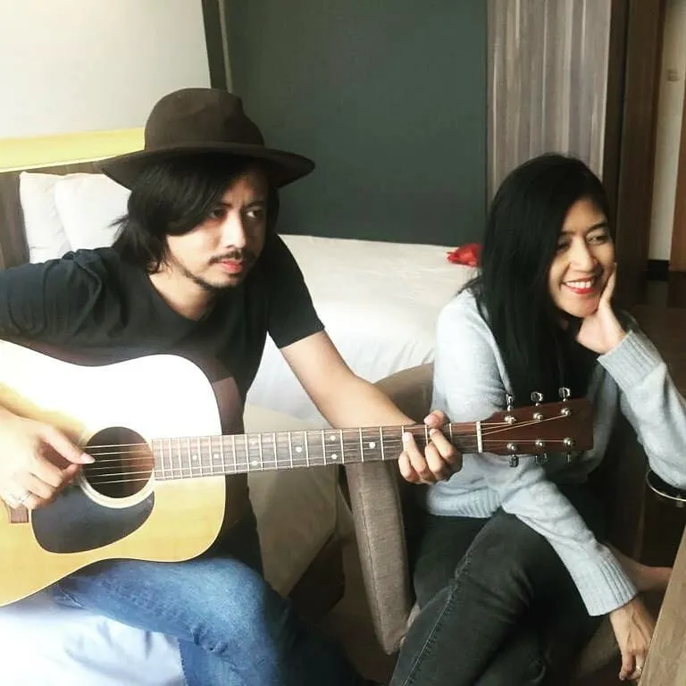 Pesona suami vokalis band era 2000-an Instagram Pesona suami vokalis band era 2000-an Instagram