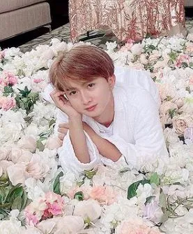 Transformasi gaya rambut Sensen © Instagram/@sesen_new Transformasi gaya rambut Sensen © Instagram/@sesen_new