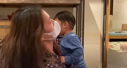 Momen liburan Paula setelah sembuh covid-19 © YouTube/Baim Paula