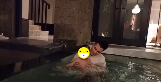 Momen liburan Paula setelah sembuh covid-19 © YouTube/Baim Paula