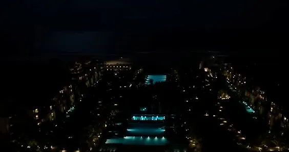 Momen liburan Paula setelah sembuh covid-19 © YouTube/Baim Paula