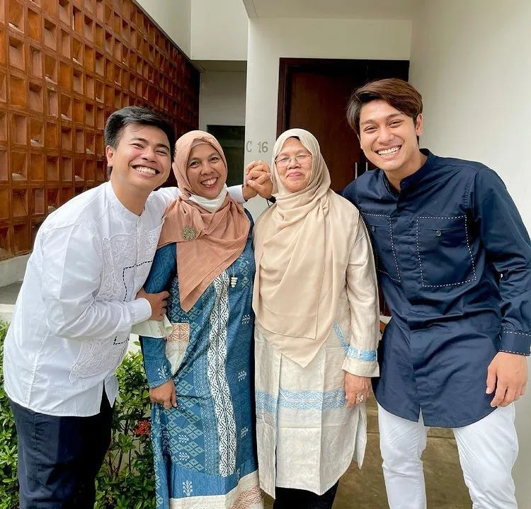 Potret kebersamaan Rizky Billar dan manajernya Instagram/@@derysyaputraraeger Potret kebersamaan Rizky Billar dan manajernya Instagram/@@derysyaputraraeger