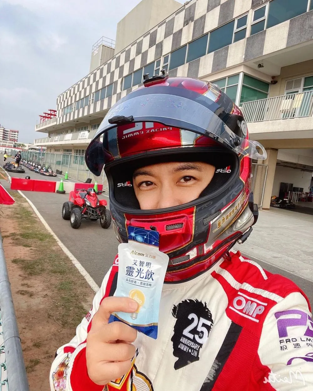 potret terbaru aktor Mandarin Jimmy Lin Instagram potret terbaru aktor Mandarin Jimmy Lin Instagram