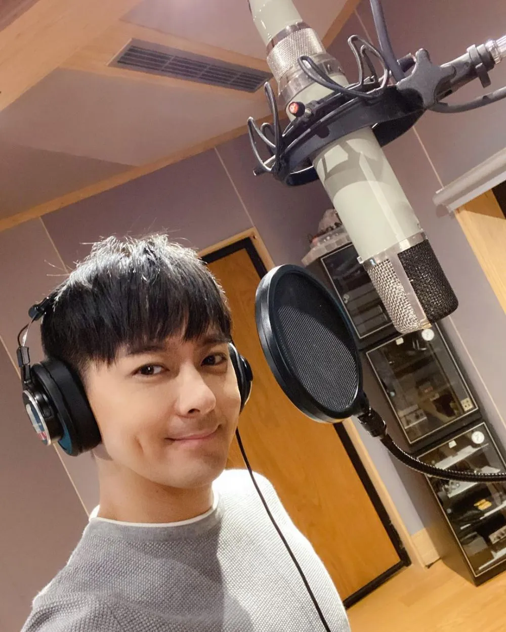 potret terbaru aktor Mandarin Jimmy Lin Instagram potret terbaru aktor Mandarin Jimmy Lin Instagram