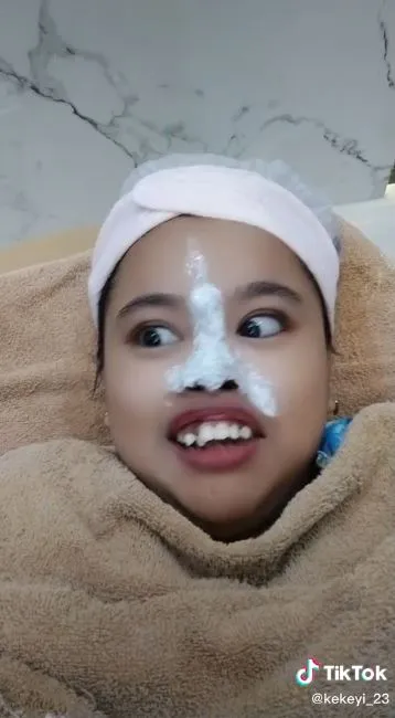 kekeyi filler hidung dipuji cantik © berbagai sumber kekeyi filler hidung dipuji cantik © berbagai sumber