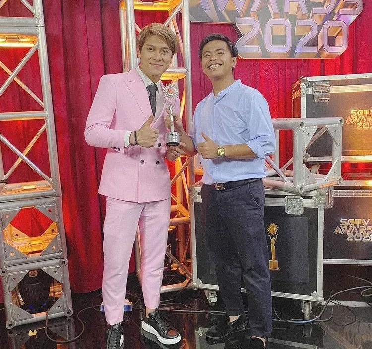 kebersamaan seleb dan manajer © instagram kebersamaan seleb dan manajer © instagram