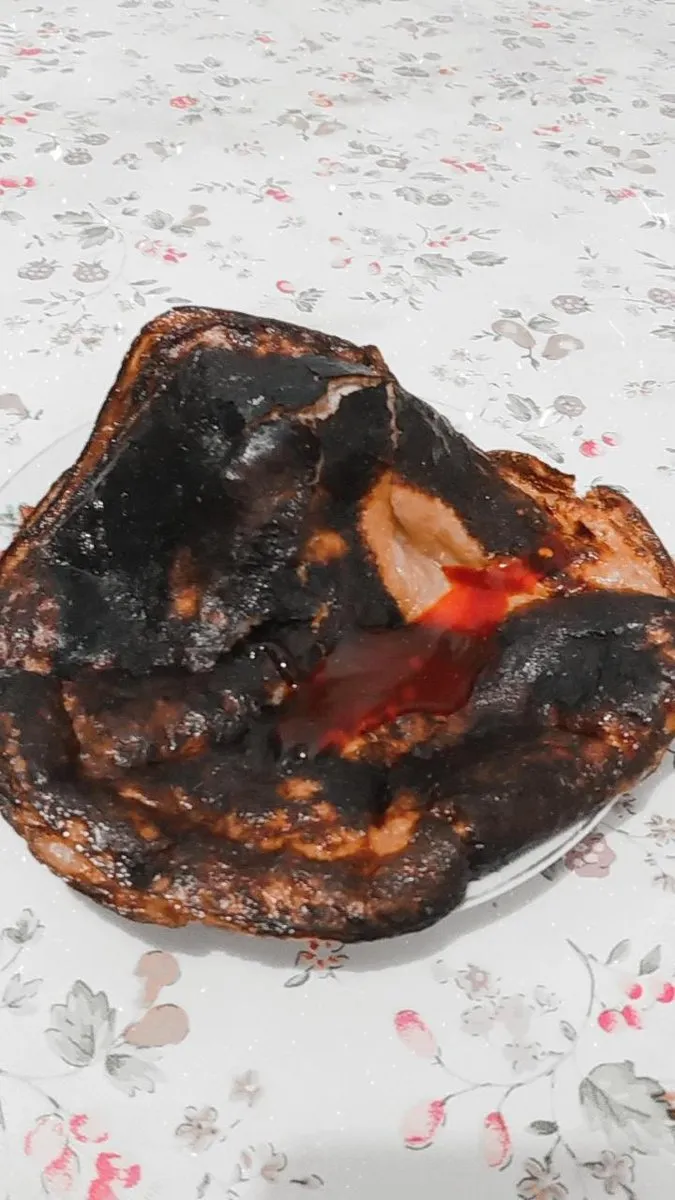 makanan gosong gigit jari © 2021 berbagai sumber