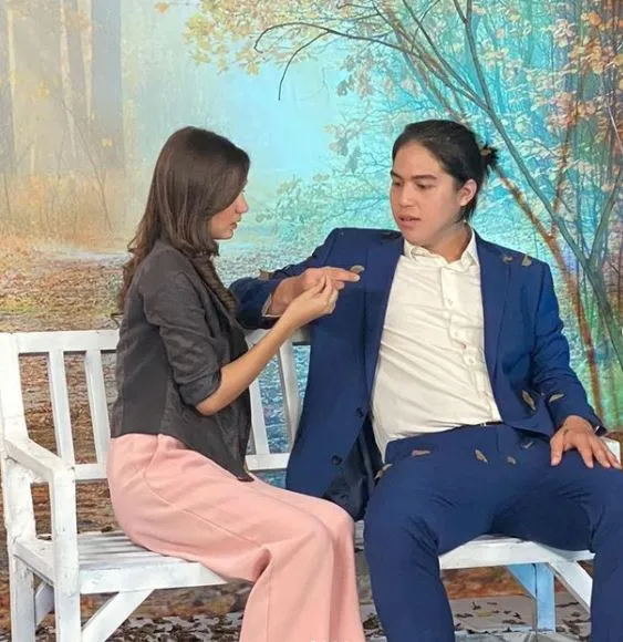 el rumi main sinetron Berbagai sumber el rumi main sinetron Berbagai sumber