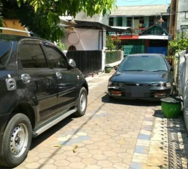 potret lika-liku parkir di tempat sempit © 2021 1cak.com potret lika-liku parkir di tempat sempit © 2021 1cak.com