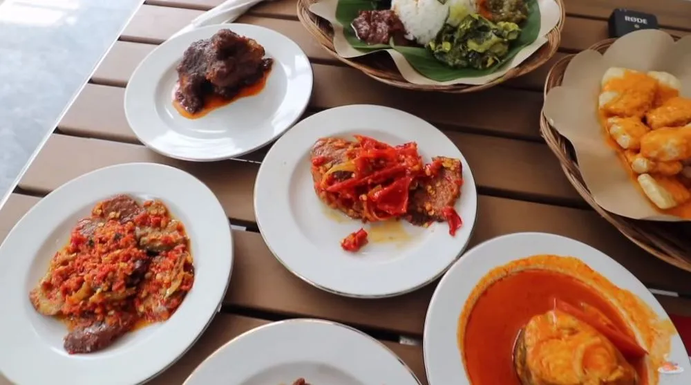 penampakan restoran darius sinathrya © Berbagai Sumber penampakan restoran darius sinathrya © Berbagai Sumber