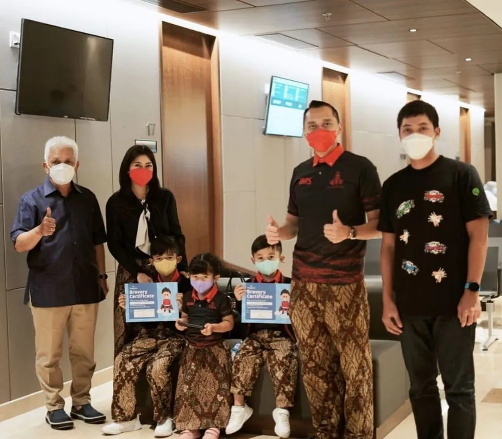 kedua anak Aliya sunat © Instagram kedua anak Aliya sunat © Instagram