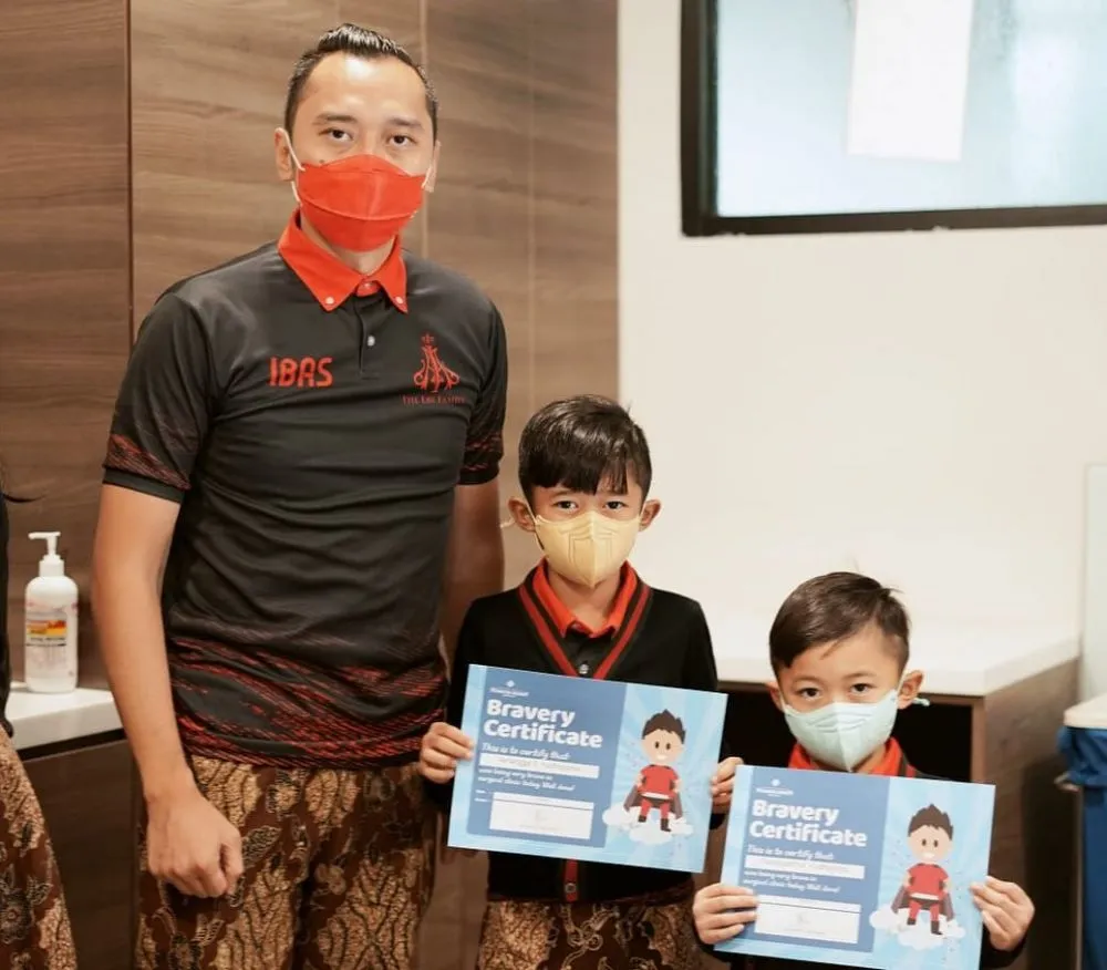 kedua anak Aliya sunat © Instagram kedua anak Aliya sunat © Instagram