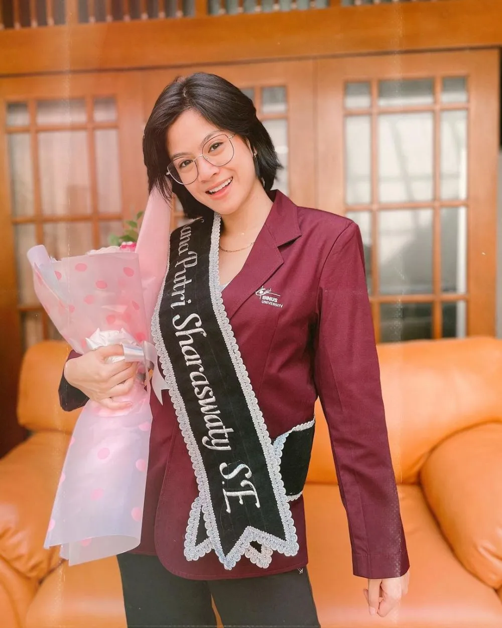 seleb rayakan sidang kelulusan di rumah © instagram