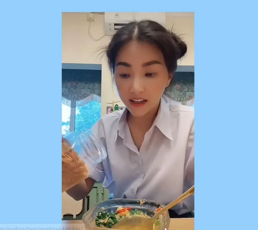 Sarwendah seragam SMA © Instagram