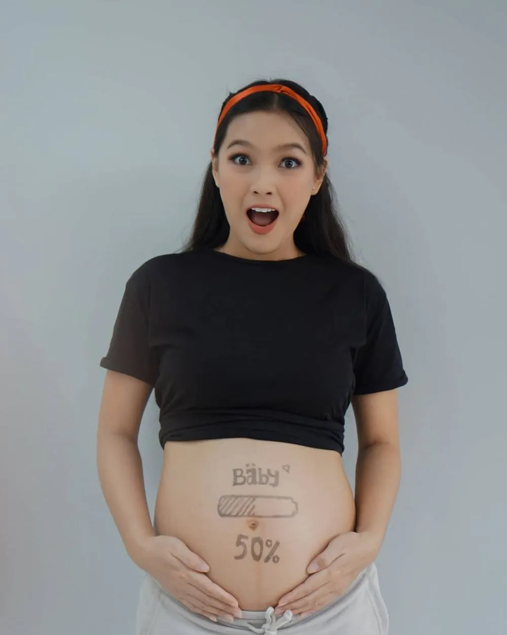 potret perut seleb digambari © 2021 brilio.net