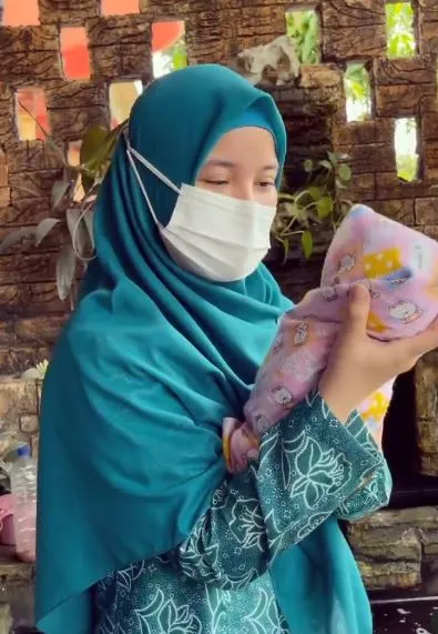 gaya seleb berseragam pkk © instagram gaya seleb berseragam pkk © instagram