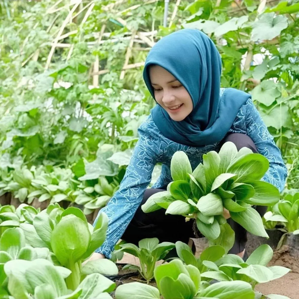 gaya seleb berseragam pkk © instagram gaya seleb berseragam pkk © instagram