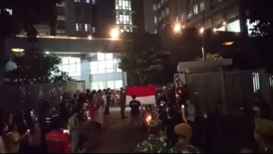 pelepasan jenazah nakes covid Berbagai sumber pelepasan jenazah nakes covid Berbagai sumber