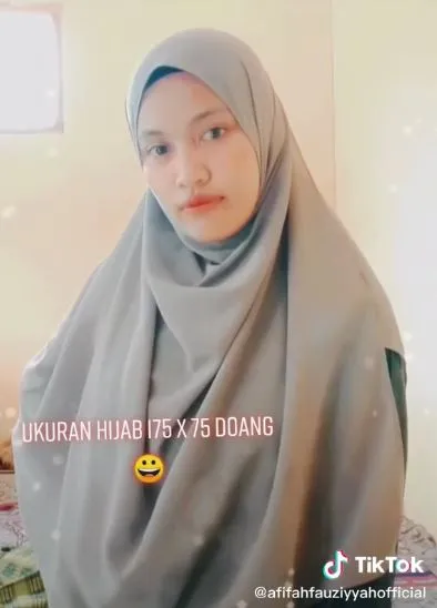 Afifah kepala sekolah SD © TikTok Afifah kepala sekolah SD © TikTok
