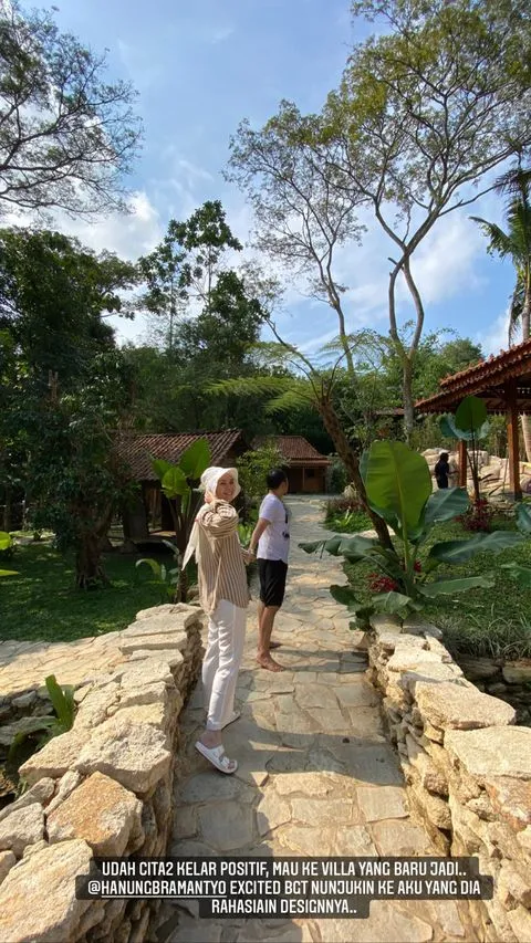 villa zaskia mecca di hutan © 2021 instagram.com