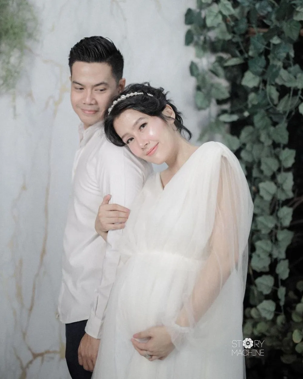 maternity Ardina Rasti © 2021 brilio.net maternity Ardina Rasti © 2021 brilio.net