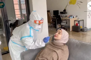 9 Curhatan Zaskia Sungkar saat keluarga besar terpapar Covid-19