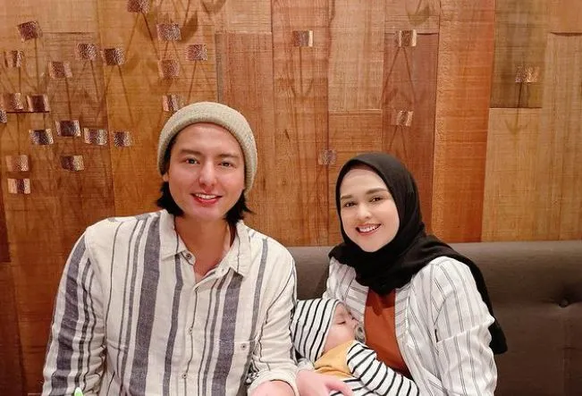 Roger Danuarta positif Covid-19 © 2021 brilio.net Roger Danuarta positif Covid-19 © 2021 brilio.net