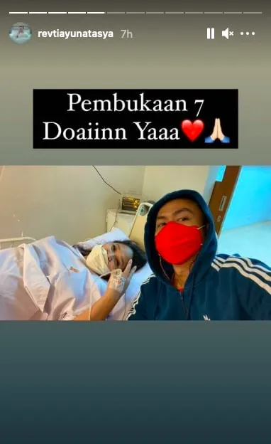 istri Wendy Cagur melahirkan © Instagram istri Wendy Cagur melahirkan © Instagram