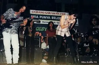 Nike Ardila saat manggung © 2021 brilio.net Nike Ardila saat manggung © 2021 brilio.net