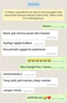 chat php ke mantan lucu © 2021 berbagai sumber