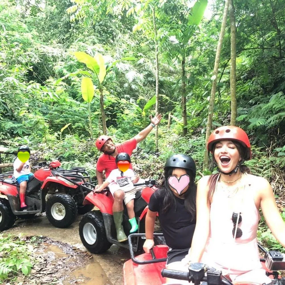 Nia Ramadhani dan Ardi Bakrie olahraga bareng © 2021 brilio.net