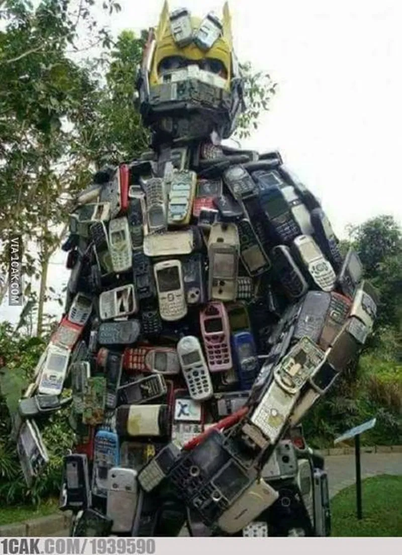 robot antimainstream © 2021 berbagai sumber