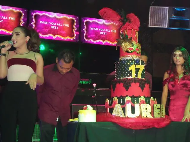 kue ultah Aurel © 2021 brilio.net kue ultah Aurel © 2021 brilio.net