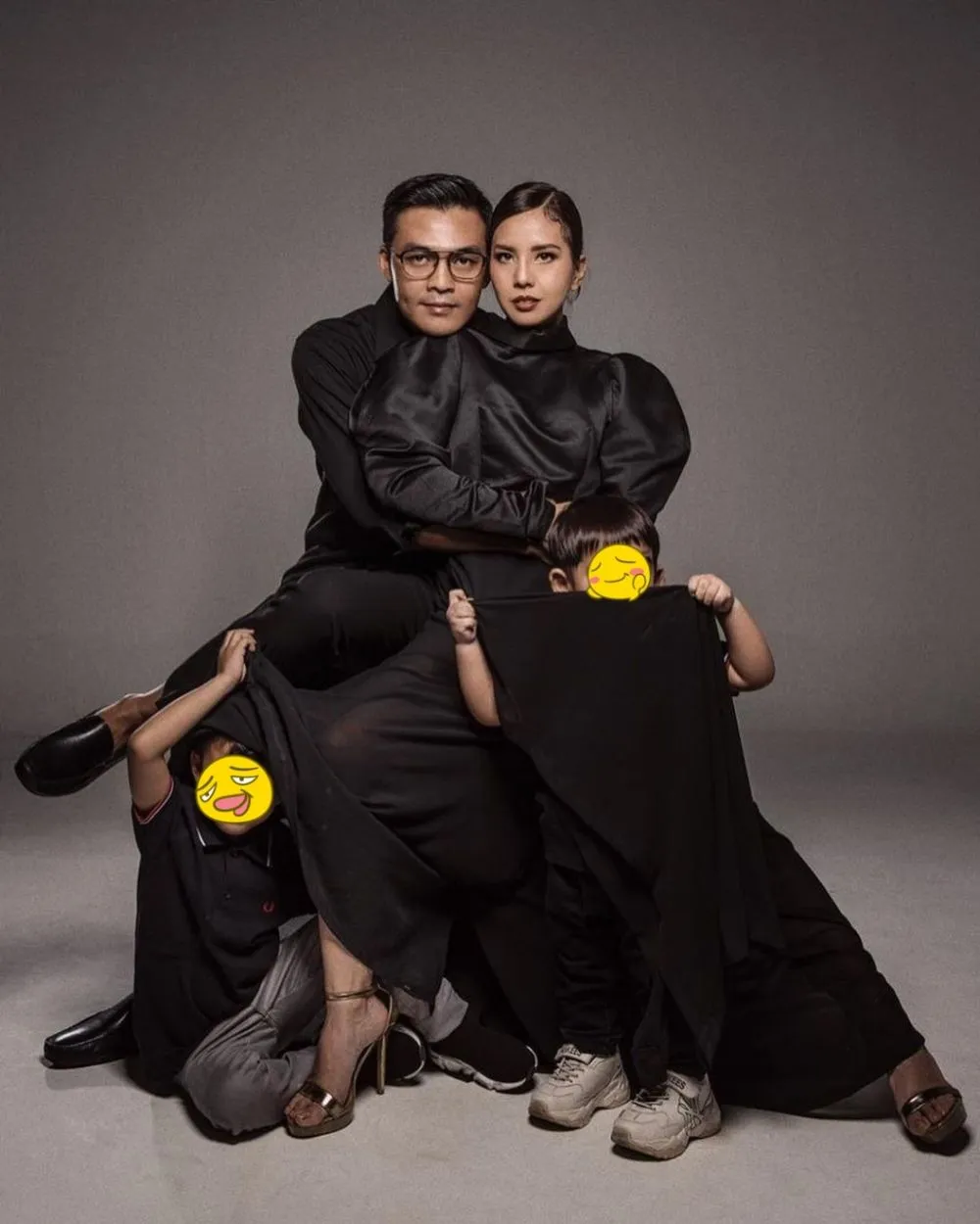 Tya Ariestya bermakeup tebal © 2021 brilio.net Tya Ariestya bermakeup tebal © 2021 brilio.net