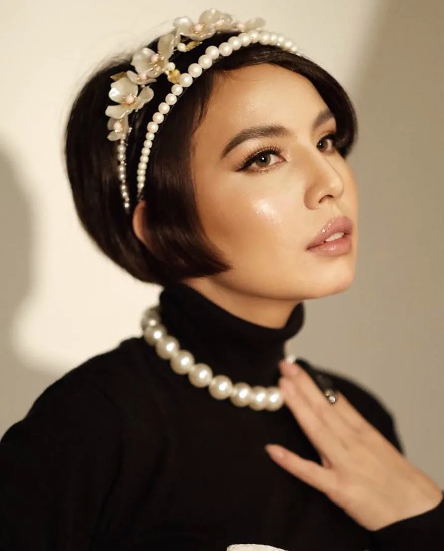 Tya Ariestya bermakeup tebal © 2021 brilio.net Tya Ariestya bermakeup tebal © 2021 brilio.net