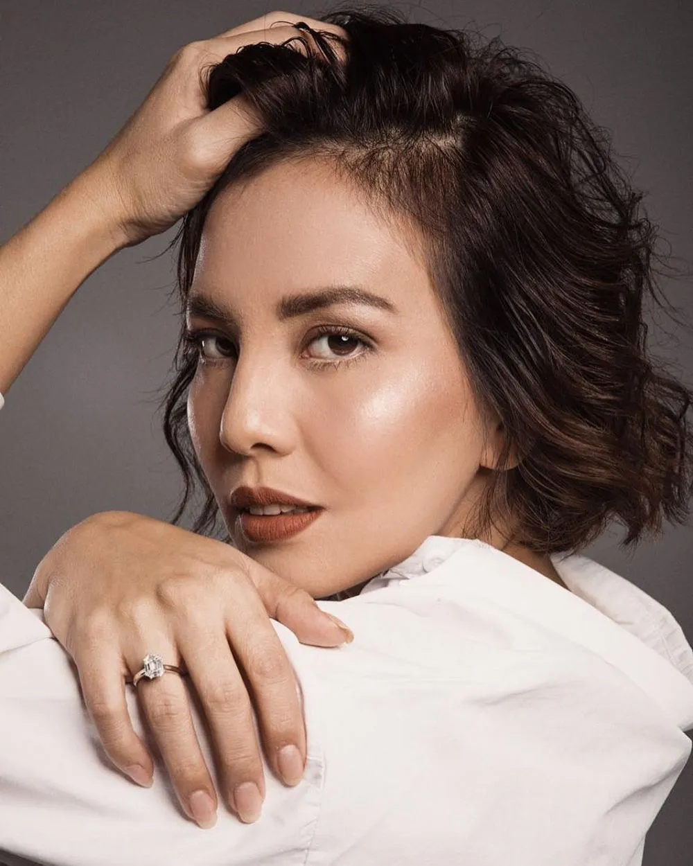 Tya Ariestya bermakeup tebal © 2021 brilio.net Tya Ariestya bermakeup tebal © 2021 brilio.net