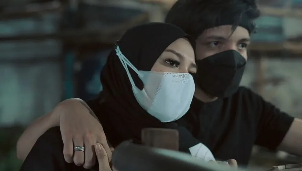 Atta Halilintar dan Aurel Hermansyah beli hewan kurban © 2021 brilio.net YouTube Atta Halilintar dan Aurel Hermansyah beli hewan kurban © 2021 brilio.net YouTube