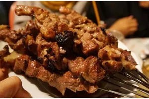 5 Tips mudah memanggang sate kambing biar gurih dan nggak keras