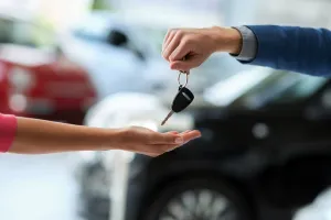 5 Hal yang harus diperhatikan sebelum gadai BPKB mobil biar aman