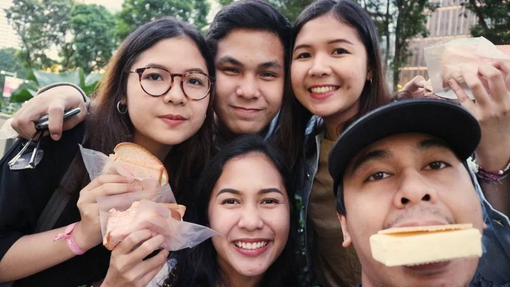 potret YouTuber Tanah Air bareng saudaranya dari berbagai sumber potret YouTuber Tanah Air bareng saudaranya dari berbagai sumber